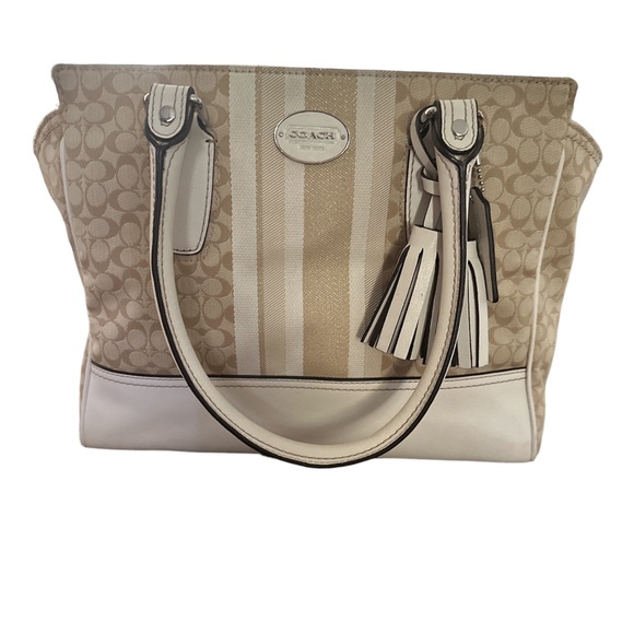 COACH 19915 Legacy Signature Satchel Canvas and Leather. Steal at this price! - Picture 3 of 10